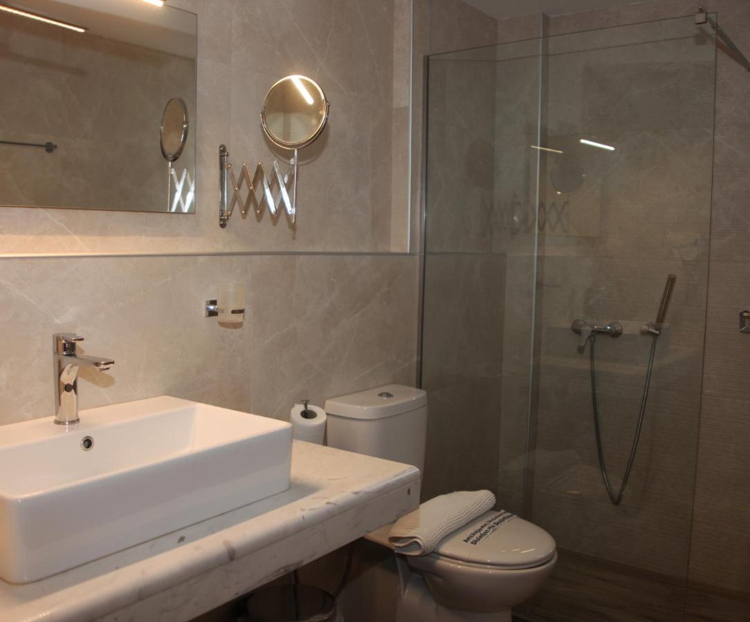 Apollon Filoxenia Hotel Corinth Bagian luar foto