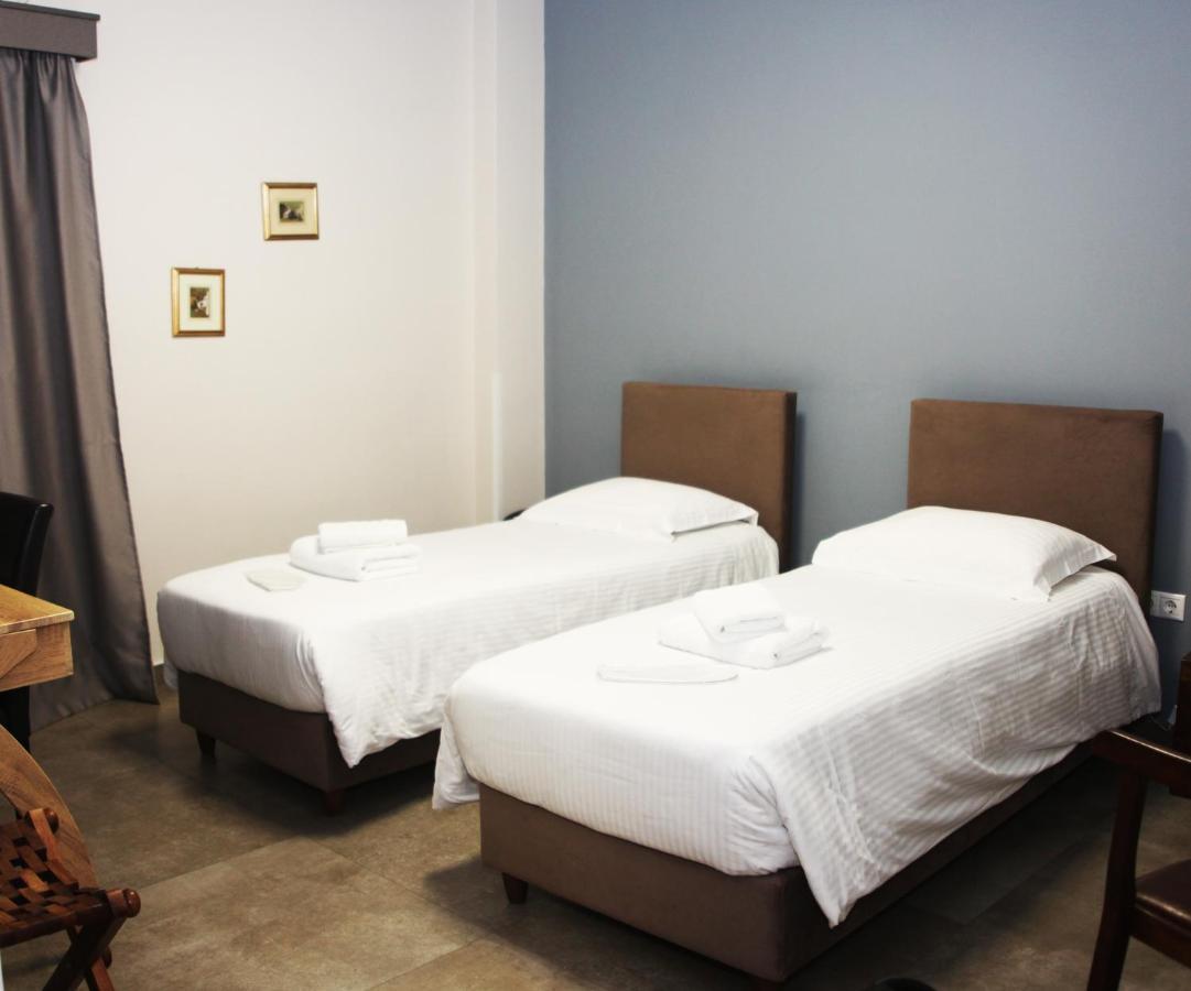 Apollon Filoxenia Hotel Corinth Bagian luar foto