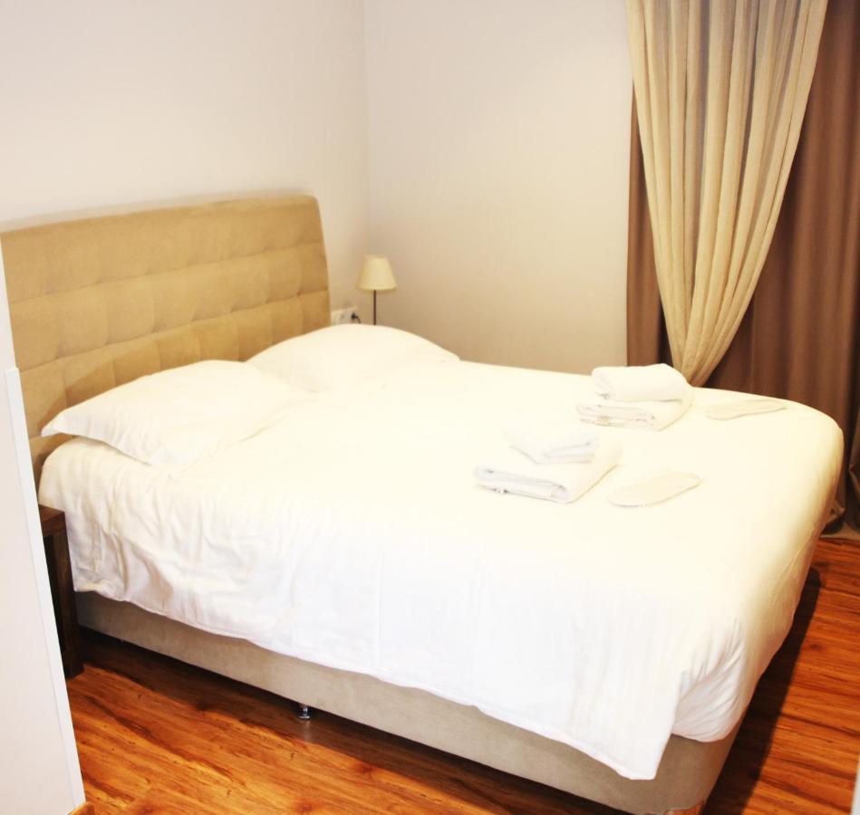 Apollon Filoxenia Hotel Corinth Bagian luar foto